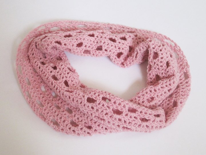 Häkelanleitung: Damen Mädchen Mütze + Möbiusschal (S, M, L)