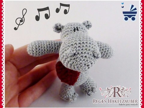 knuffige Babyrassel Nilpferd Hipp