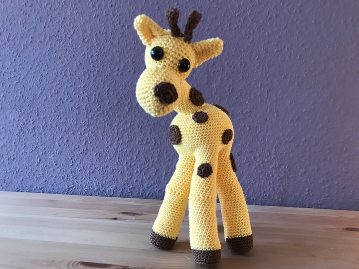 Häkelanleitung für Giraffe Gisela