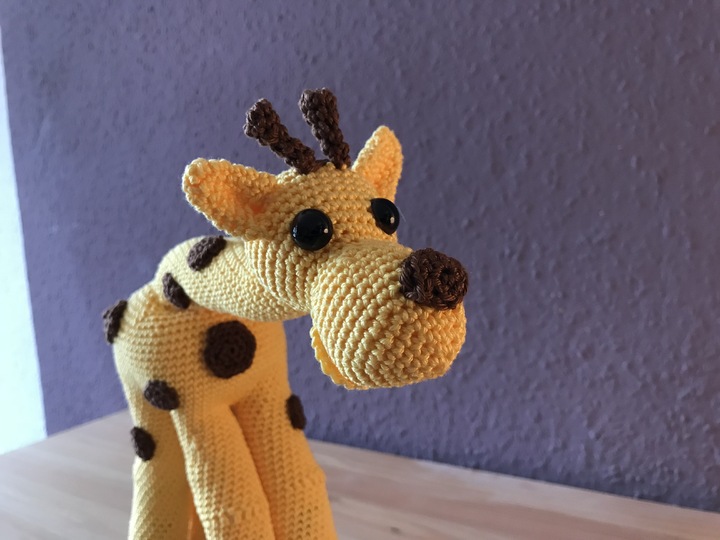 Häkelanleitung für Giraffe Gisela