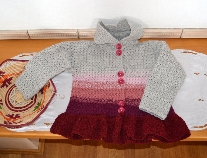 Häkelanleitung * Mädchen Jacke mit Rüsche * 5 Größen 98 - 152