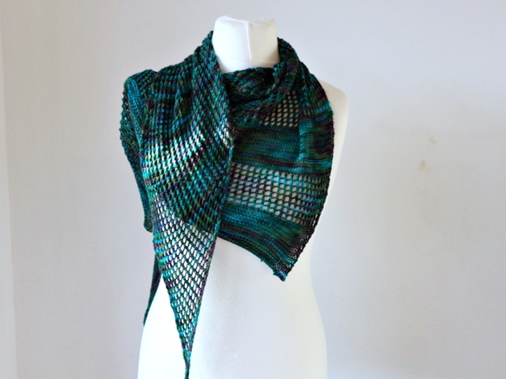 Knitting Pattern Shawl Soraya, Asymmetrical Triangle Shawl – Easy Lace Knit