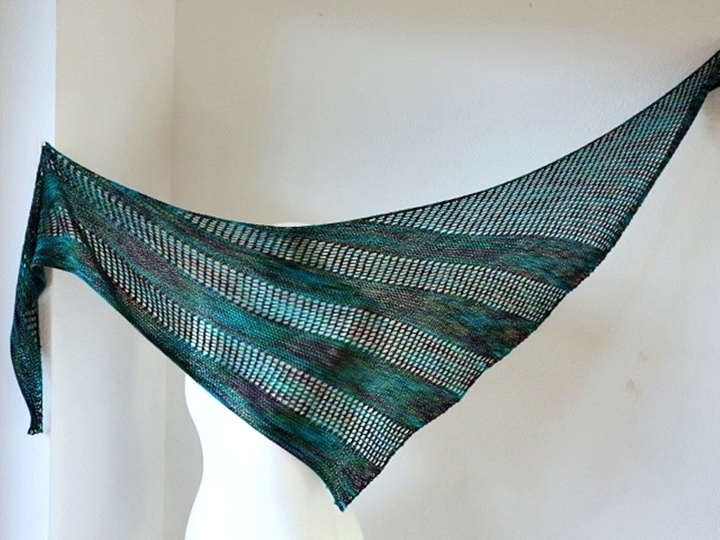 Knitting Pattern Shawl Soraya, Asymmetrical Triangle Shawl – Easy Lace Knit