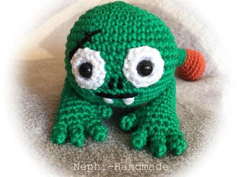 Häkelanleitung "Zombie Beppo"