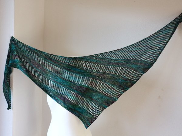 Knitting pattern shawl "Soraya"