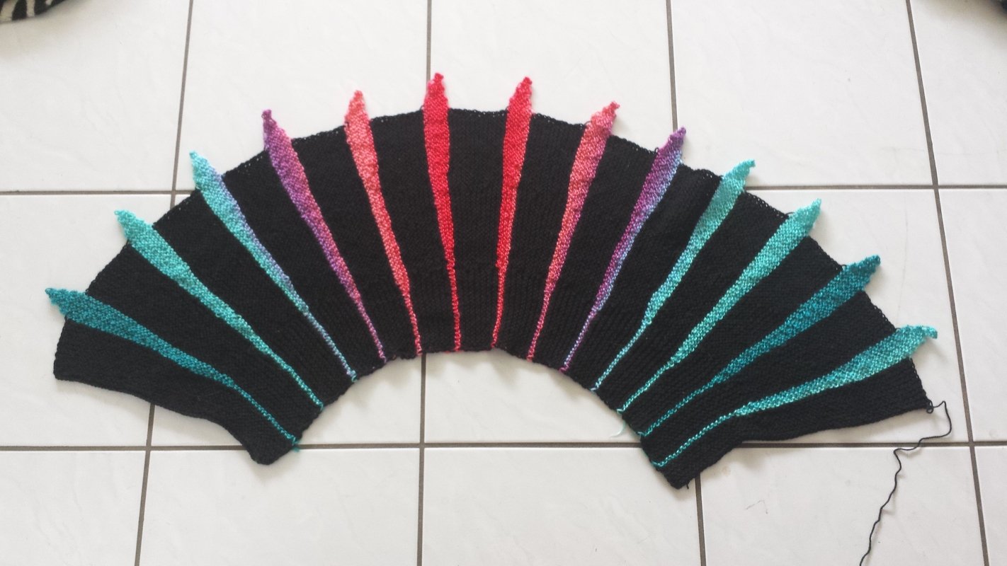 Ombrellone - Stola mit Farbzacken