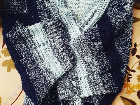 Jacke / Seelenwärmer Granny, an jede Größe anpassbar