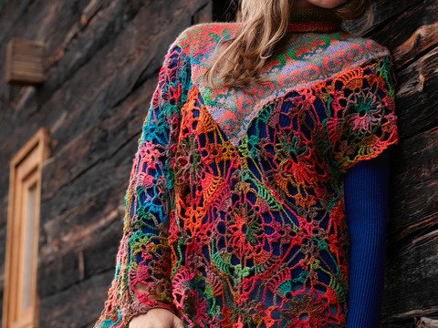 Gehäkelt und gestrickt: Poncho Nanouk