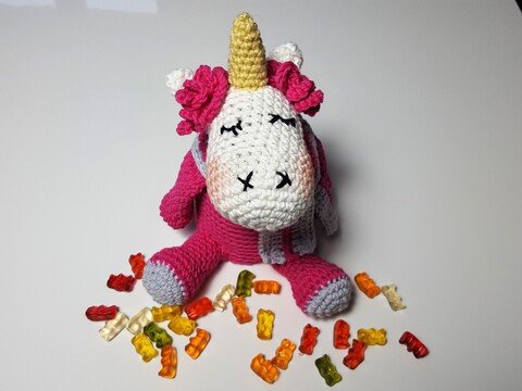 98 Häkelanleitung Einhorn Dose für Feines getarnt als Plüschtier