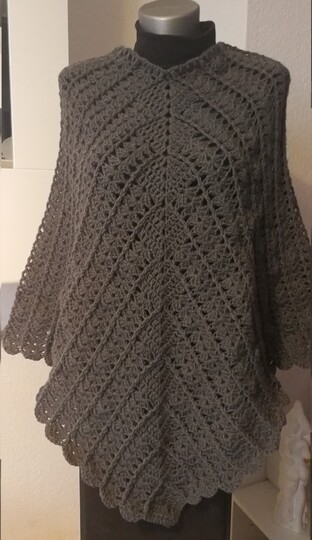 Poncho NO.2 Häkelanleitung