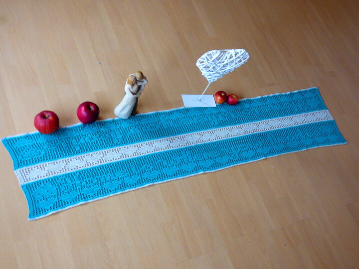 Tischläufer home is where your heart ist - Häkelanleitung