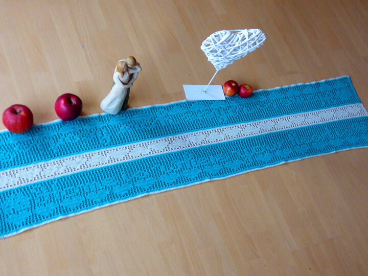 Tischläufer home is where your heart ist - Häkelanleitung