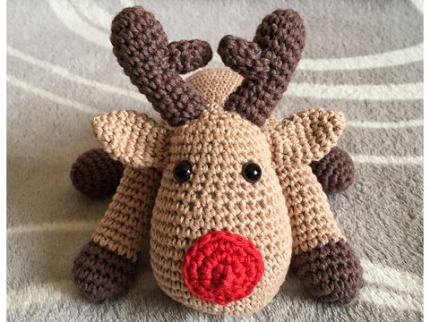 Häkelanleitung kleines Rentier