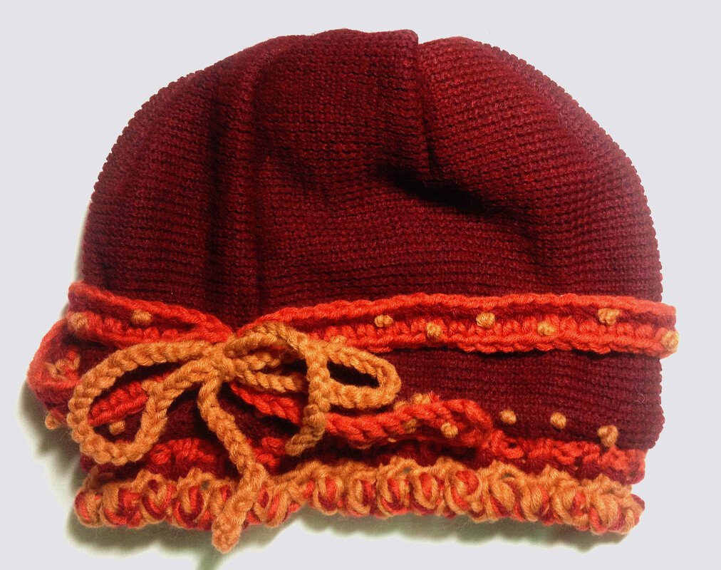 Mütze aus Stoff mit bisschen Strickarbeit schnell gefertigt werden - Bild 2