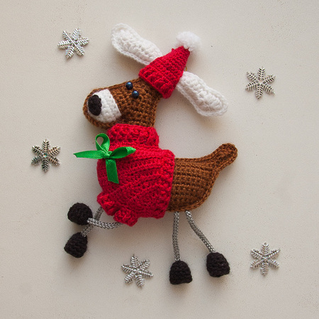 Crochet pattern for Christmas Reindeer Sweater Ornament