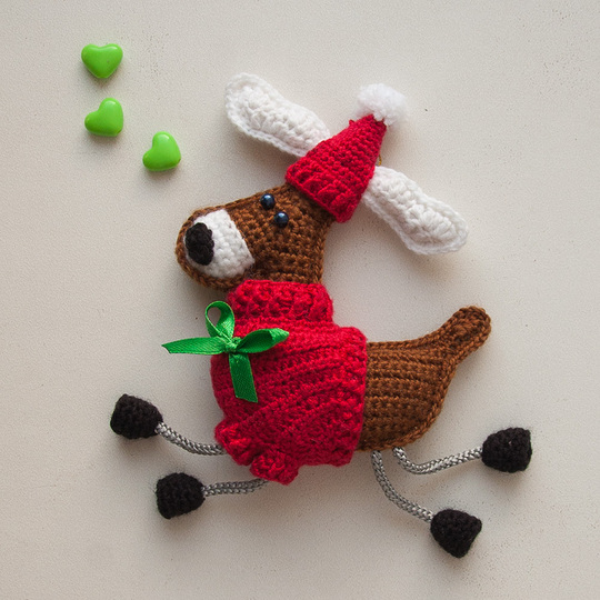 Crochet pattern for Christmas Reindeer Sweater Ornament