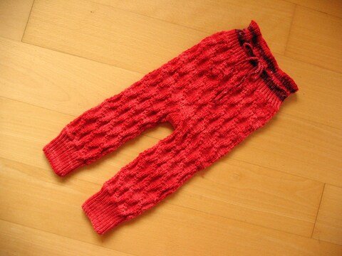 Babyhose und Mütze 3-12 Monate - Strickanleitung