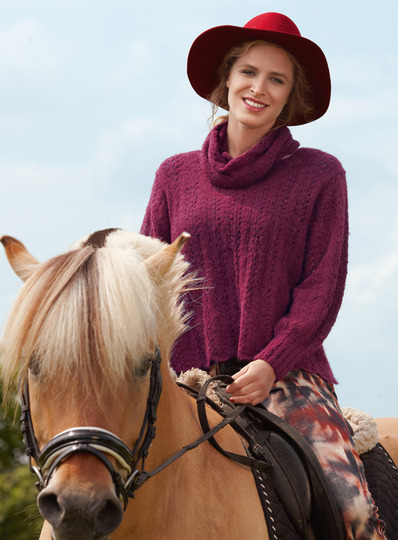 Strickpulli Sabine im Pfauenmuster