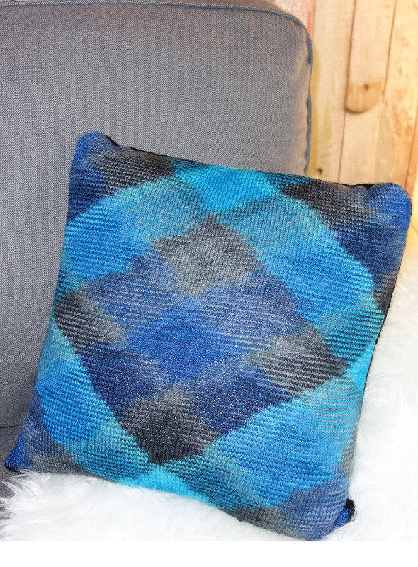 Strickanleitung Kissen Polina in Pooling-Technik - Bild 2