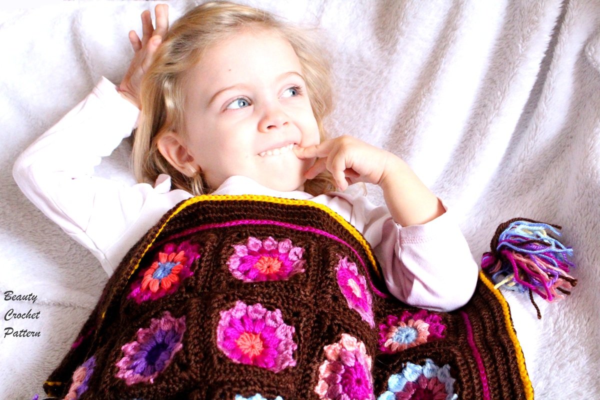 Flower Granny Blanket - Image 3