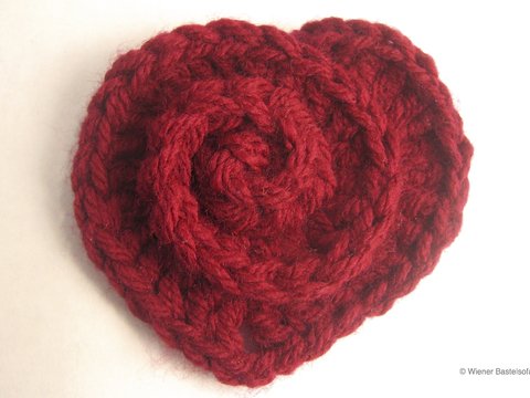 „Rosenherz“, Applikation, Verzierung, Aufnäher, Deko, Herz, häkeln, Valentine, Muttertag