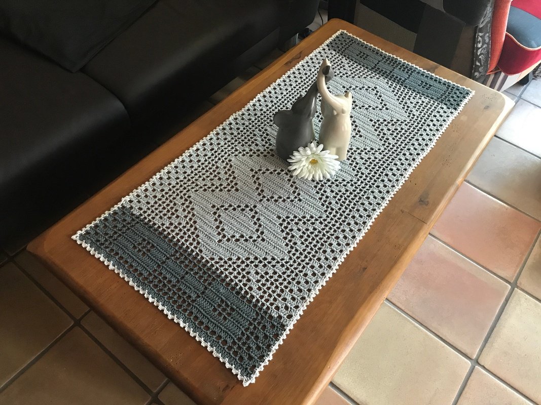 Häkeln / Tischläufer "Modern Art" - Bild 2