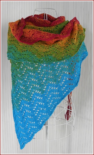 Tuch "Bad Dürrheimer Kurschatten gehäkelt" mit 1 BOBBEL-COTTON von Woolly Hugs