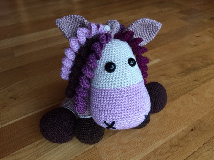 Häkelanleitung Spieluhr Pferd