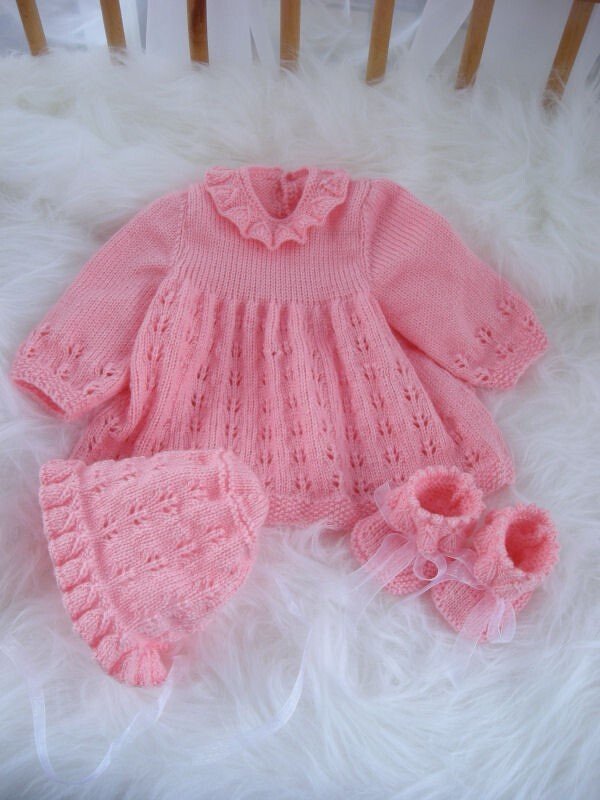 Strickanleitung Babykleid Gitta für Baby und Reborn Gr.50/56