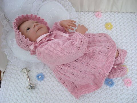 Strickanleitung Babykleid Gitta für Baby und Reborn Gr.50/56