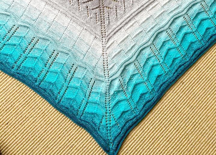 Dreieckstuch "Trick or Treat" - Bild 2