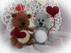 Teddy Bär Valentin mit Herz für Verliebte zu Valentinstag Geburtstag