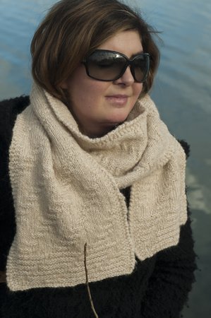 Textured scarf knitting pattern "Piz"