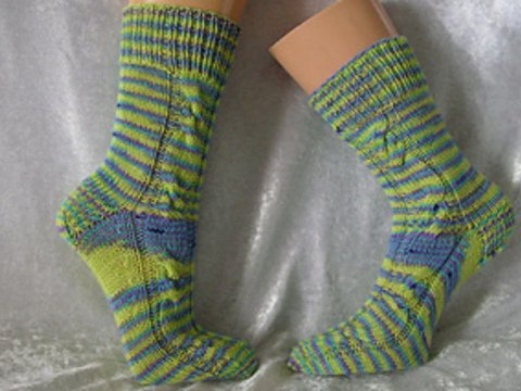 Sockenmuster verschlungen