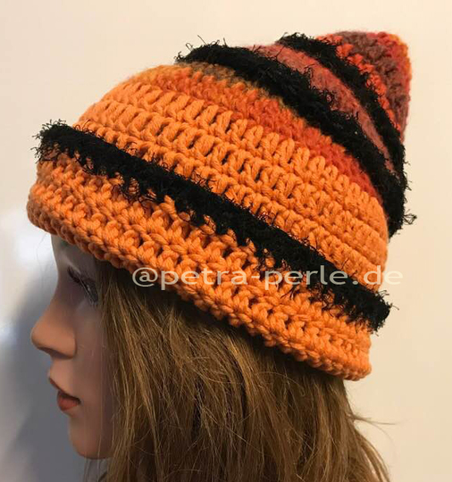 Stylische  Mütze "YVI"