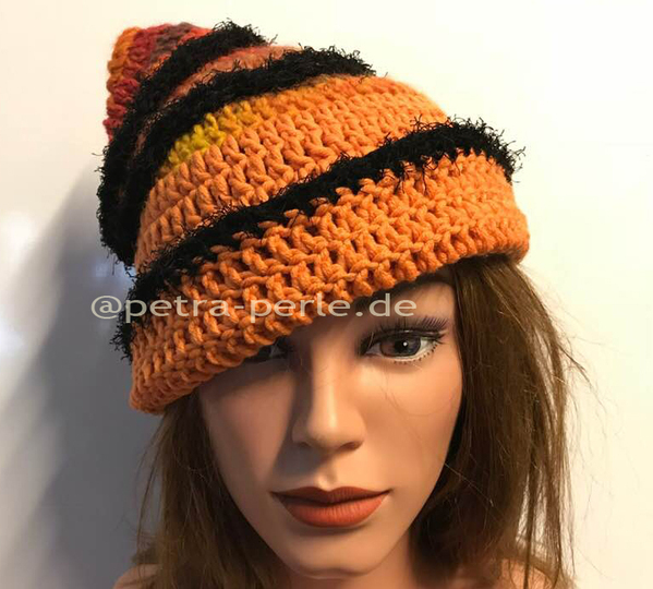 Stylische  Mütze "YVI"