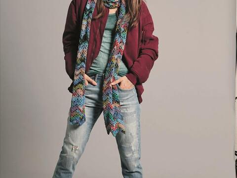 Gehäkelter Schal im Missoni-Style