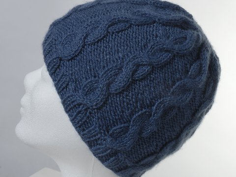 Mütze mit Zopfmuster