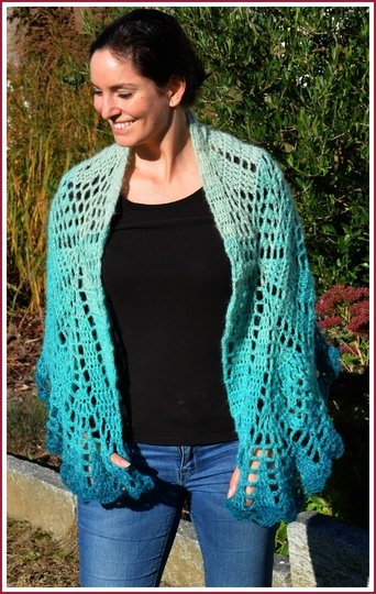 Tuch "Aufgeblüht" mit 1 BOBBEL-MOHAIR von Woolly Hugs gehäkelt