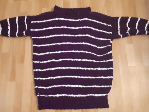 Damenpullover im Streifenmuster (Gr. 40-44)