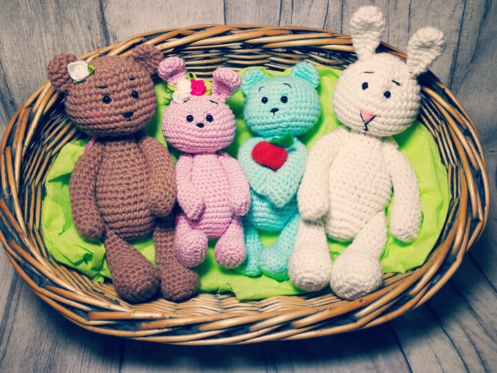 Süße Freunde Bärchen und Häschen häkeln