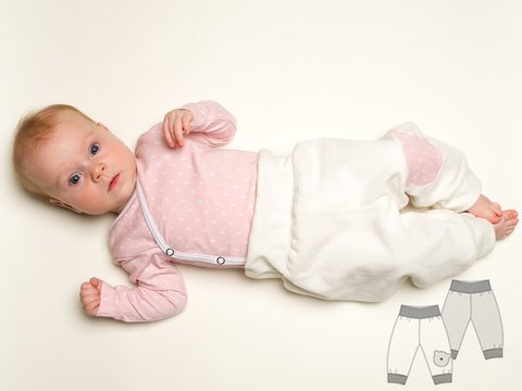 Niedliches Schnittmuster: Baby Wende Hose mit Strickbündchen