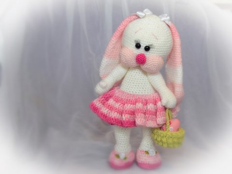 Hase Mädchen Rosalie 30 cm mit Osterkörbchen zu Ostern, Osterhase Kuscheltier