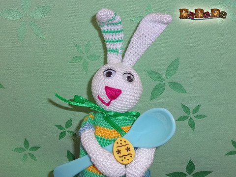 Eierwärmer Hase, die Tischdekoration – gehäkelt von Dadade