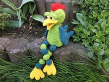 Häkelanleitung für einen „stolzen Gockel“, Kantenhocker