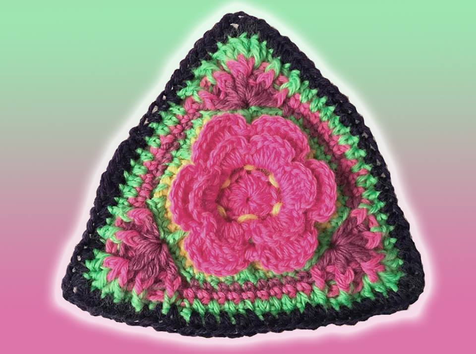 farbenfrohes, halbrundes Tuch „Matrigal“ - Bild 6