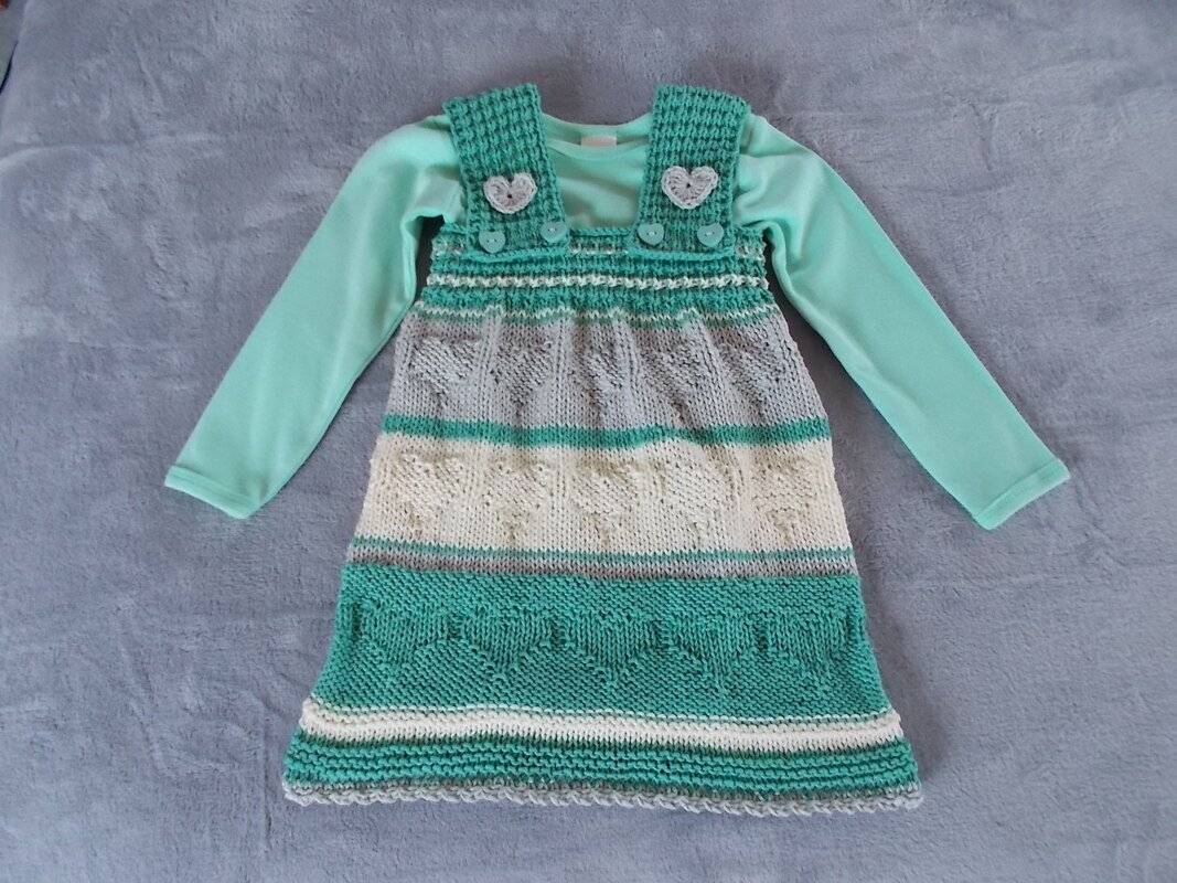 Verwandelbares Trägerkleidchen, wächst mit ab Größe 74, Strickanleitung