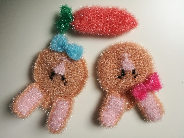 Spül und Badeschwamm Hase mit Möhre