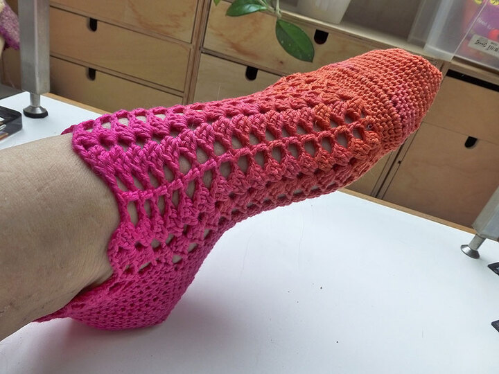 Häkelanleitung * Häkelsocken "Lady Windermere"