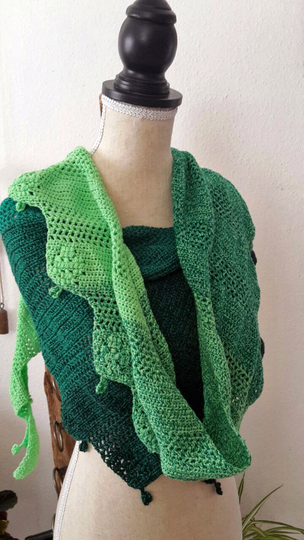 Crochet pattern: Dragon Tail "Lucky Rea"